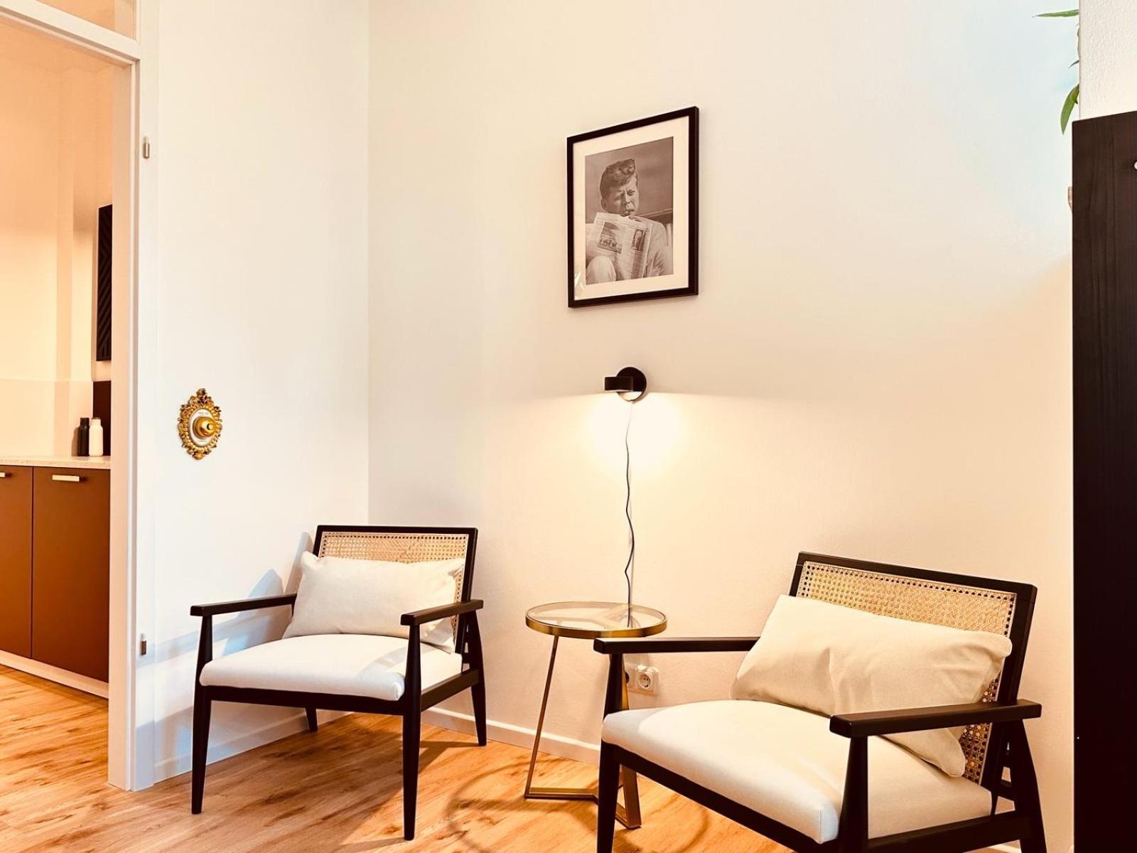 Grosszuegig Und Super Zentral Apartment Regensburg Exterior photo